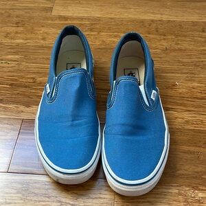 Blue van slip ons